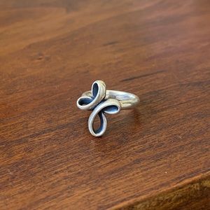 Eternal Ribbon Cross Ring